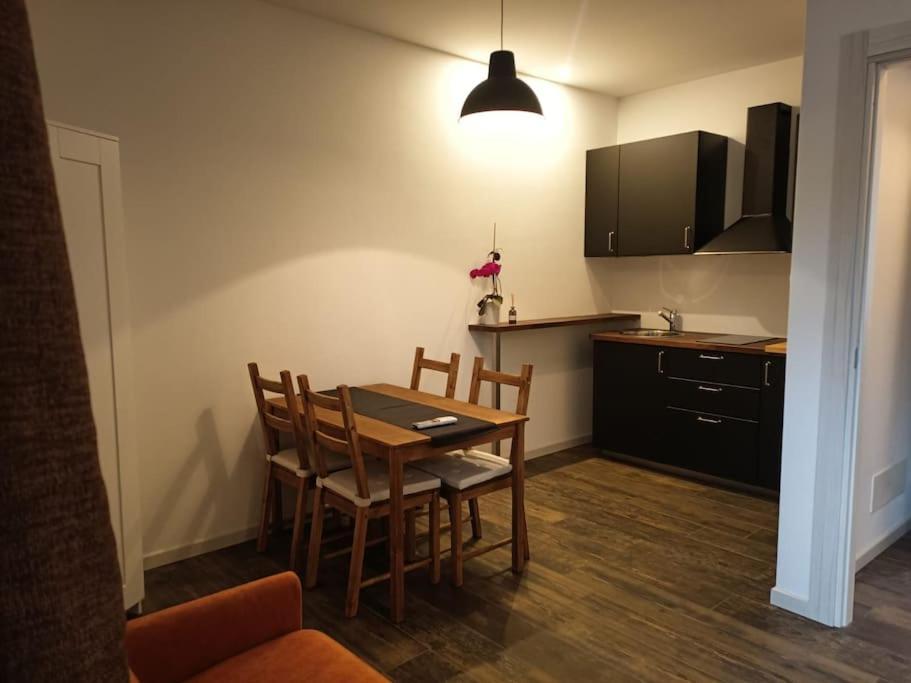 Alloggio Delizioso Domodossola Rooms Exteriér fotografie