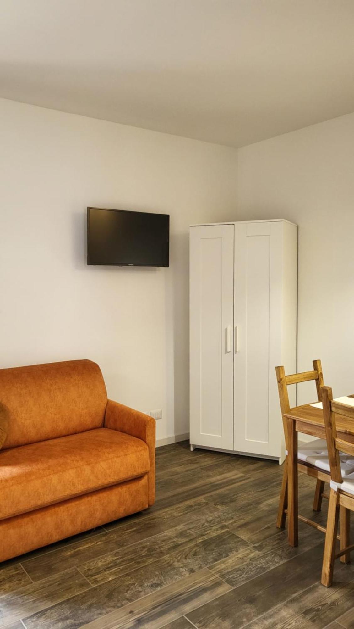 Alloggio Delizioso Domodossola Rooms Exteriér fotografie