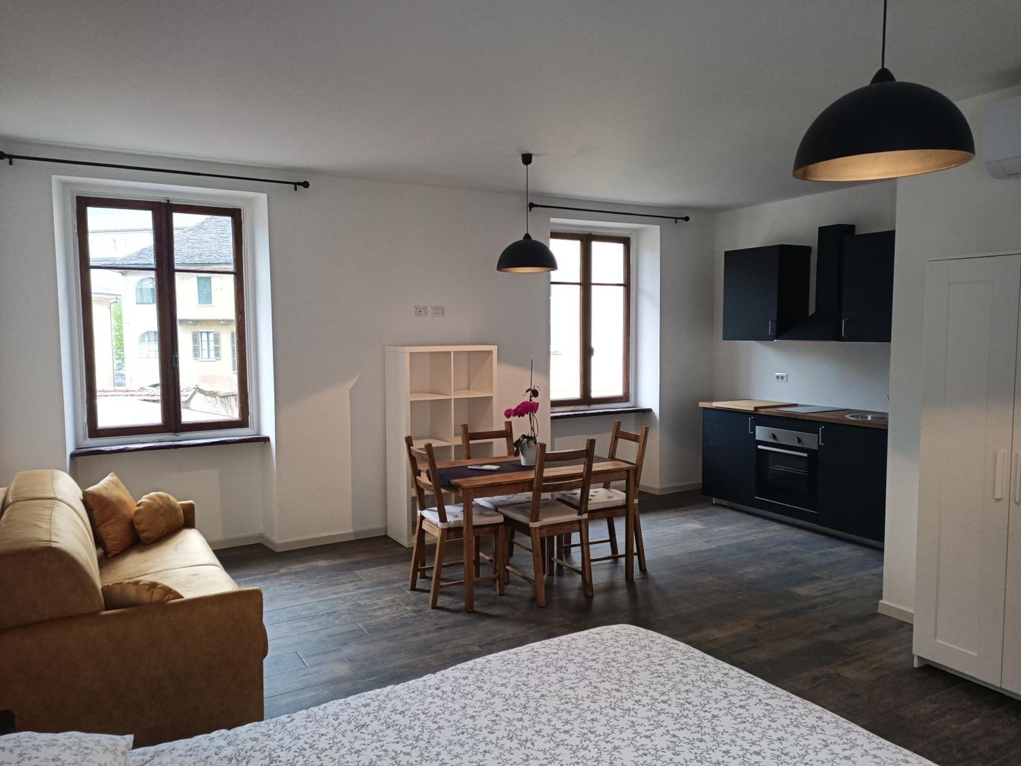 Alloggio Delizioso Domodossola Rooms Exteriér fotografie
